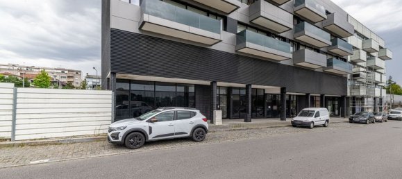Gewerbliche Immobilie in Felgueiras, Portugal 176m², Nr. 59593 2