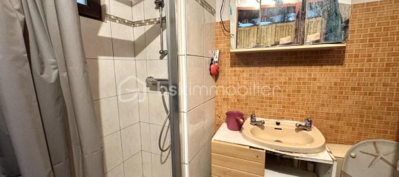 Дом с 2 спальнями в Ле Пети-Кевийи, Франция № 357183 5