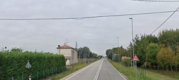 7 bedrooms Villa in Poggio Renatico, Italy No. 331739 2