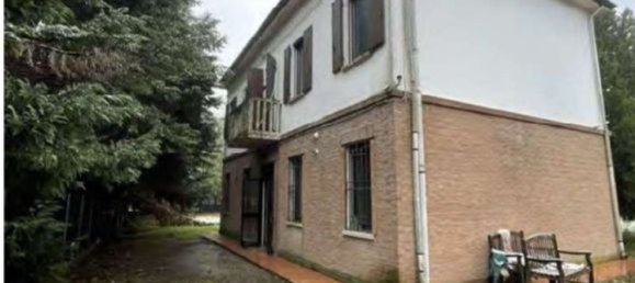 7 bedrooms Villa in Poggio Renatico, Italy No. 331739 4