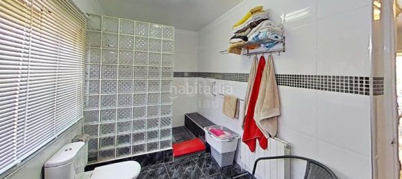 4 غرف نوم منزل في La Foia, Spain رقم 177017 27