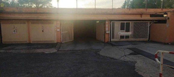 25m² Garage in Rome, Italy No. 362559 2