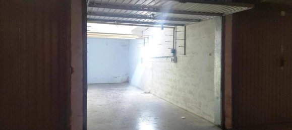 25m² Garage in Rome, Italy No. 362559 11