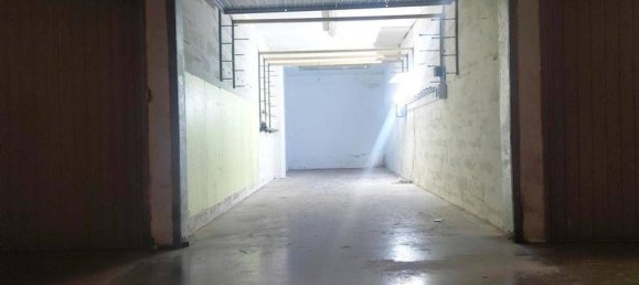 25m² Garage in Rome, Italy No. 362559 5