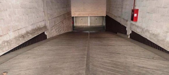 25m² Garage in Rome, Italy No. 362559 3
