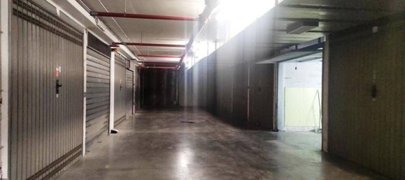 25m² Garage in Rome, Italy No. 362559 10
