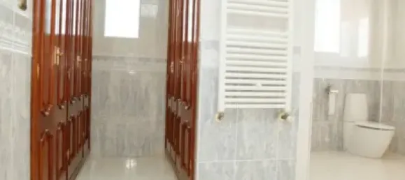 5 bedrooms House in Valencia, Spain No. 133725 14