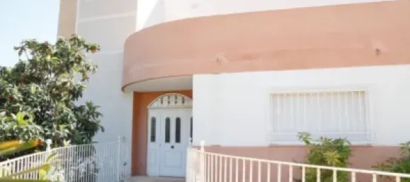 5 bedrooms House in Valencia, Spain No. 133725 3