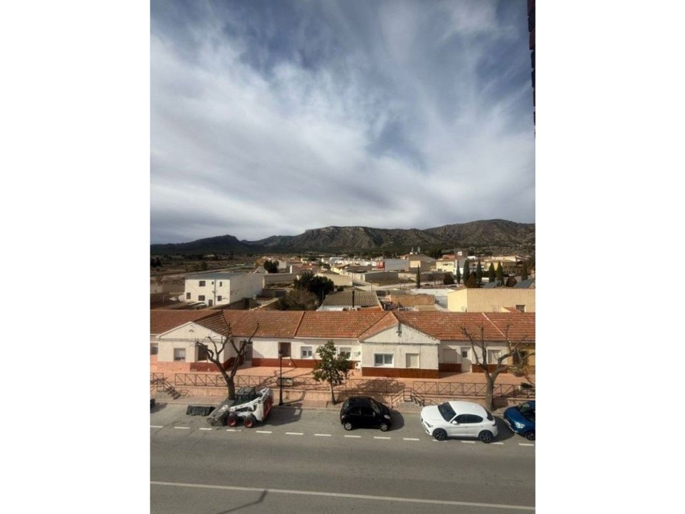 Apartamento de 4 dormitorios en Salinas, Spain No. 151013