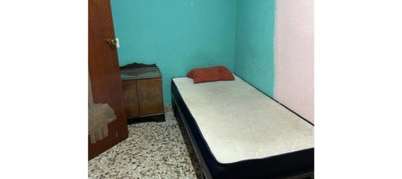 Apartamento de 4 dormitorios en Salinas, Spain No. 151013 15