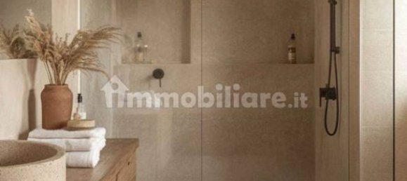 2 Schlafzimmer Wohnung in Modena, Italy, Nr. 348835 5