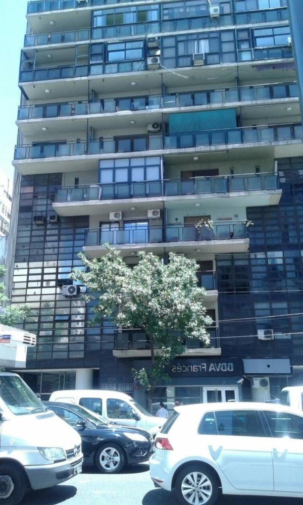 Oficina en Buenos Aires, Argentina 63 m² No. 109892