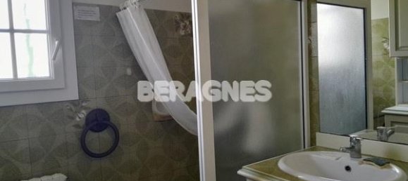 5 bedrooms House in Bergerac, France No. 301989 9