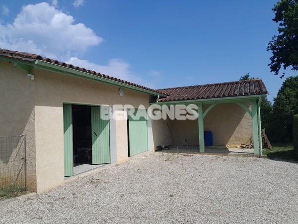 5 bedrooms House in Bergerac, France No. 301989