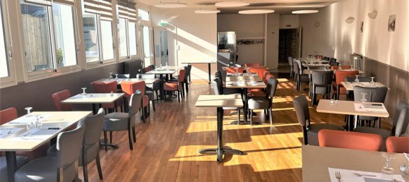 Propiedad comercial en Vitre, France 240 m² No. 196126 4