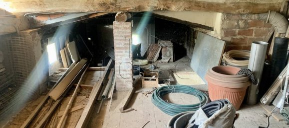 2 bedrooms House in Sansepolcro, Italy No. 62365 9