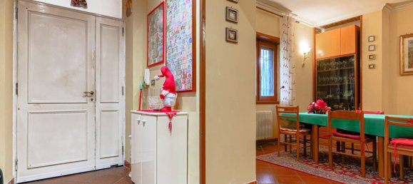 7 bedrooms Villa in Rome, Italy No. 322443 5