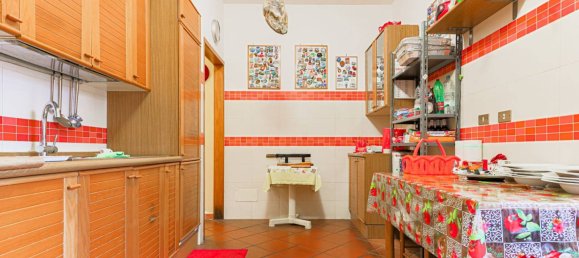 7 bedrooms Villa in Rome, Italy No. 322443 10