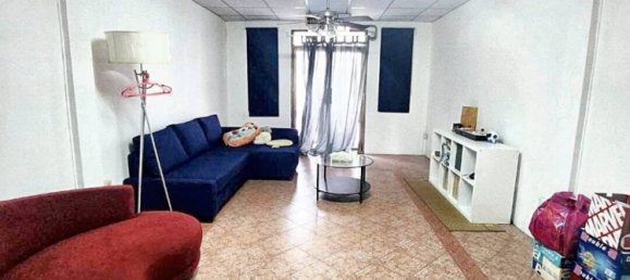 2 bedrooms Bungalow in Bangkok, Thailand No. 13395 7