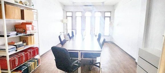 2 bedrooms Bungalow in Bangkok, Thailand No. 13395 9