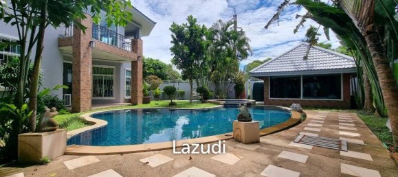 7 bedrooms Cafe / restaurant in Bang Sare, Thailand No. 15563 2