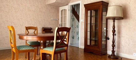 4 Schlafzimmer Haus in Laval, France, Nr. 305346 3