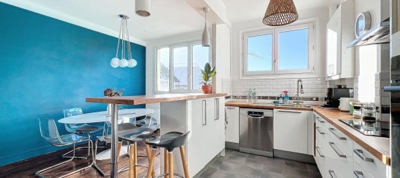 3 chambres Appartement à Suresnes, France No. 170429 6