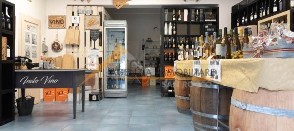 Propiedad comercial en Ravenna, Italy 66 m² No. 123584 2