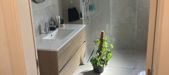 5 bedrooms Villa in Almada, Portugal No. 71558 9