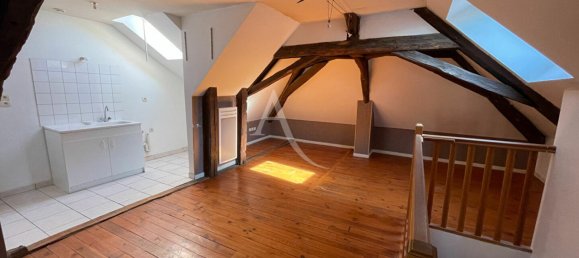 Bâtiment à Veuzain-sur-Loire, France 170m² No. 82455 2