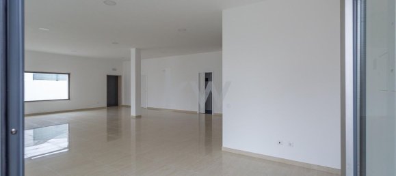 Коммерческая недвижимость 186м² в Мафра, Португалия № 74972 17