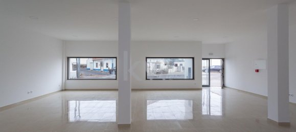 Коммерческая недвижимость 186м² в Мафра, Португалия № 74972 3