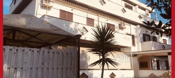 5 bedrooms Apartment in Ardea, Italy No. 334053 42