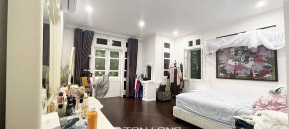 Дом с 5 спальнями в Тэйхо, Вьетнам № 579 17