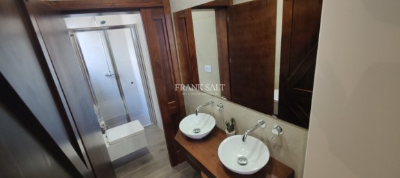 3 Schlafzimmer Stadthaus in Luqa, Malta, Nr. 7933 16