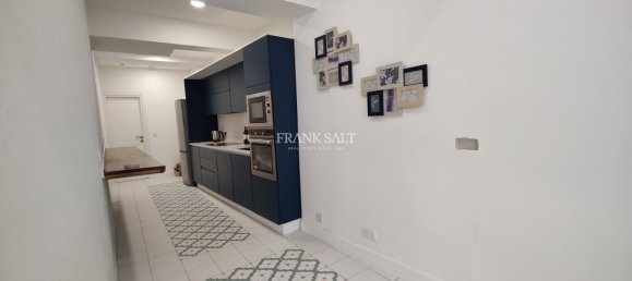 3 Schlafzimmer Stadthaus in Luqa, Malta, Nr. 7933 11