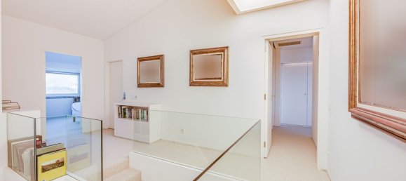 3 bedrooms Penthouse in Cascais, Portugal No. 119922 3