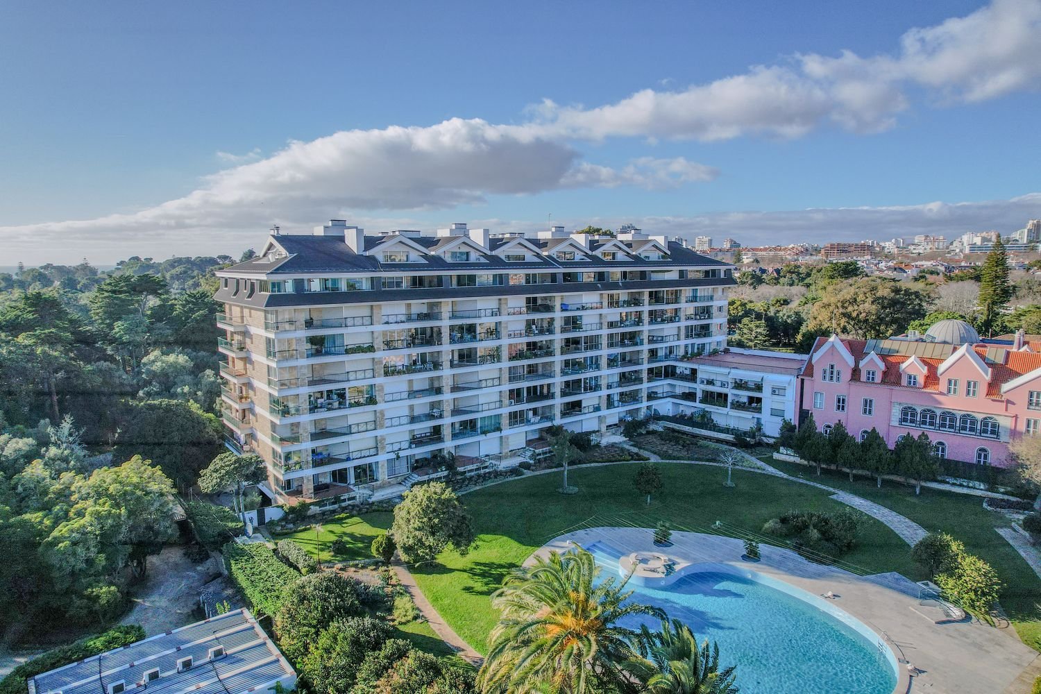 3 bedrooms Penthouse in Cascais, Portugal No. 119922