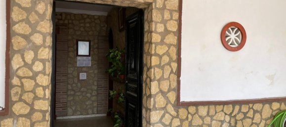 Дом с 4 спальнями в Аркос-де-ла-Фронтера, Испания № 102598 10