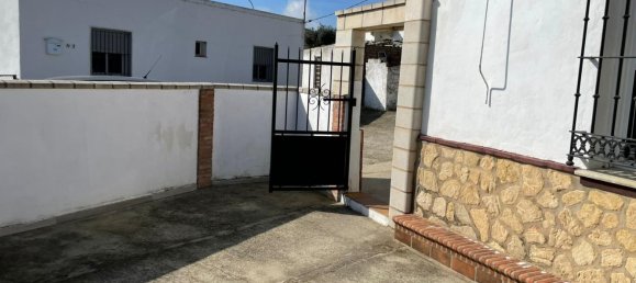 Дом с 4 спальнями в Аркос-де-ла-Фронтера, Испания № 102598 3