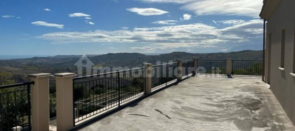 Villa T4 em Atri, Italy N.º 109999 28