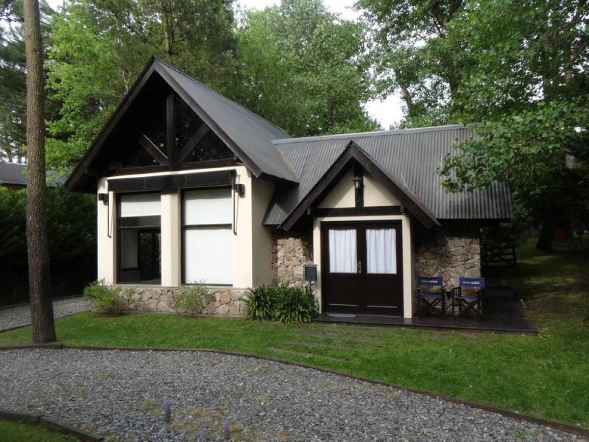 2 bedrooms House in Mar del Plata, Argentina No. 75175