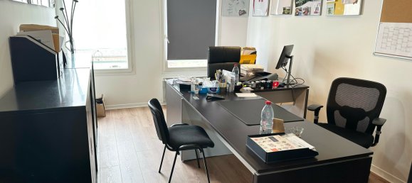 Oficina en Lens, France 150 m² No. 68245 2