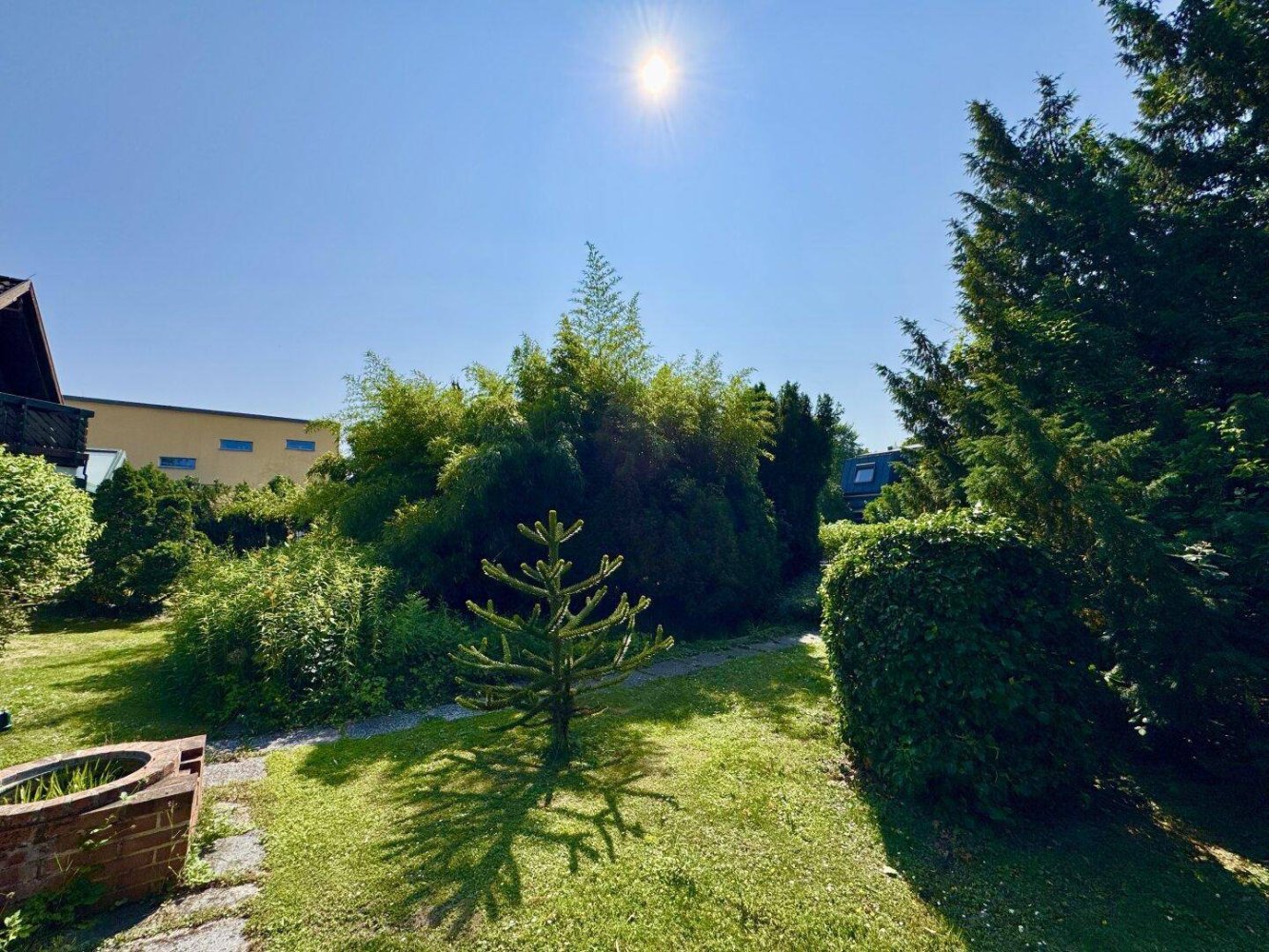 718m² Land in Korneuburg, Austria No. 202417