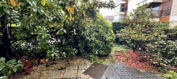 Apartamento de 3 dormitorios en Yvelines, France No. 171549 4