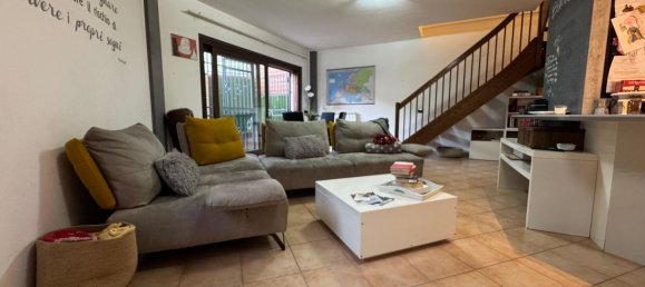 3 rooms Duplex in Albano Laziale, Italy No. 121779 5