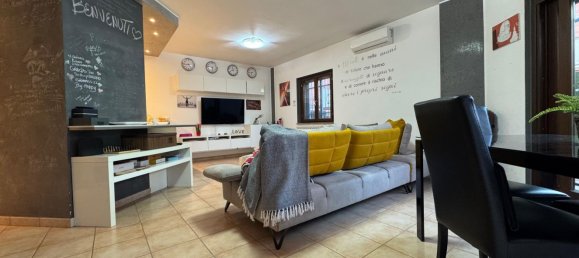 3 rooms Duplex in Albano Laziale, Italy No. 121779 3