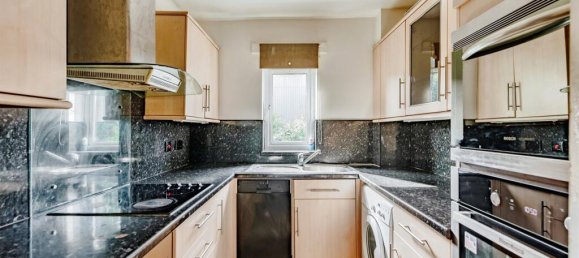 Квартира с 2 спальнями в Кроли, Великобритания № 6300 2