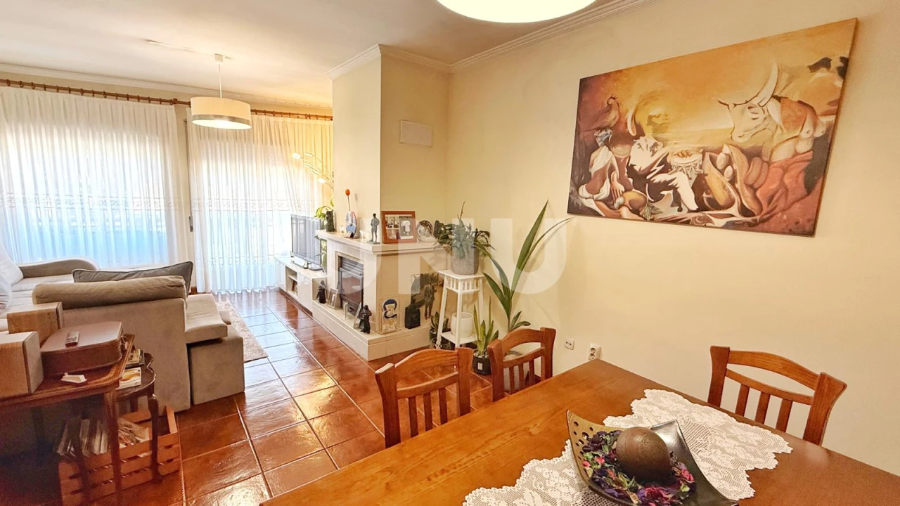 Apartamento de 3 dormitorios en Canelas, Portugal No. 302918