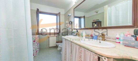 Casa de 4 habitaciónes en Monte Compatri, Italy No. 184125 6